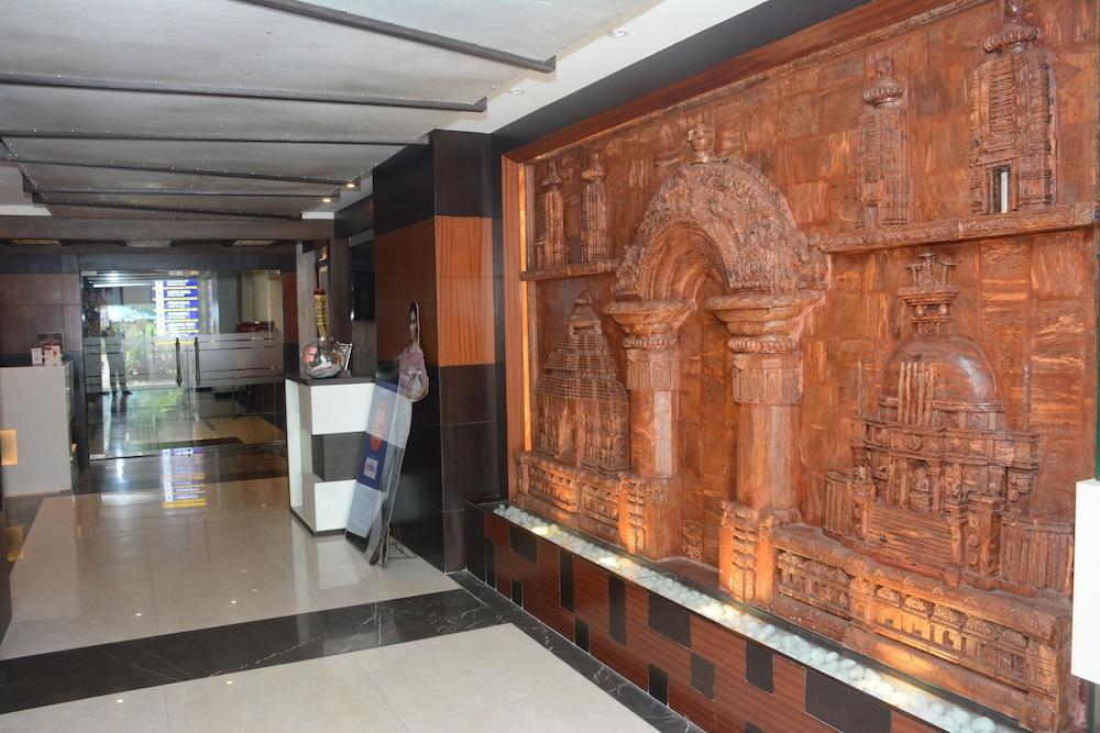 Hotel Pushpak Bhubaneswar Ngoại thất bức ảnh